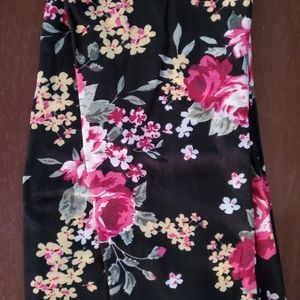 Yoga Pants / Leggings (Flowers) M